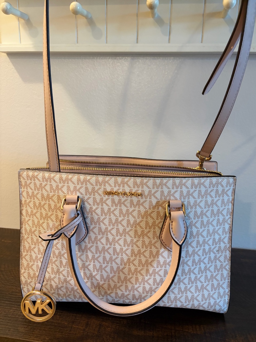 Michael Kors Vanilla MK Signature Powder Blush Satchel Crossbody